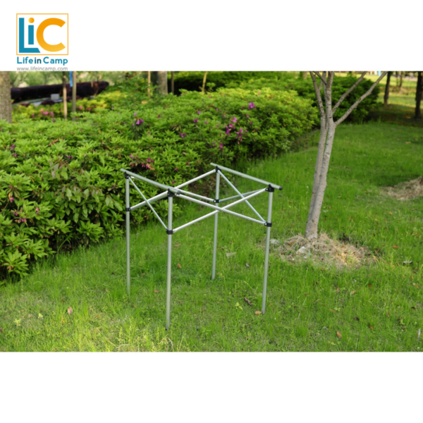 LIC Alüminyum Katlanabilir Kamp Masası, kampçılar ve açık hava severler için oldukça kullanışlı bir ekipmandır. (Katlanır kamp masası, kamp masası katlanır)