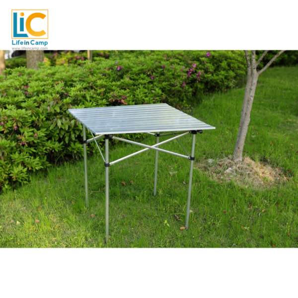 LIC Alüminyum Katlanabilir Kamp Masası, kampçılar ve açık hava severler için oldukça kullanışlı bir ekipmandır. (Katlanır kamp masası, kamp masası katlanır)